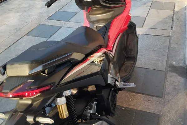 جهان همتا  همتاز ADV160