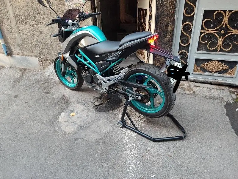 جهان رو،  CF 150