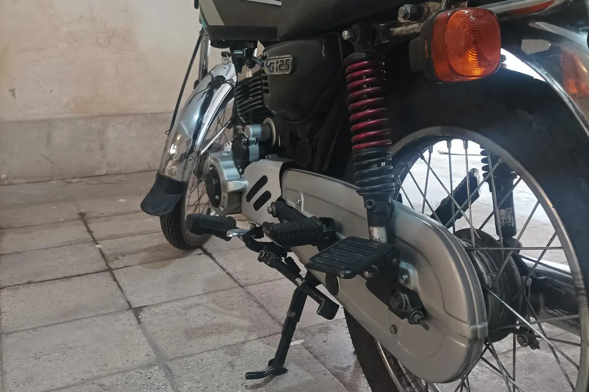شباب،  150