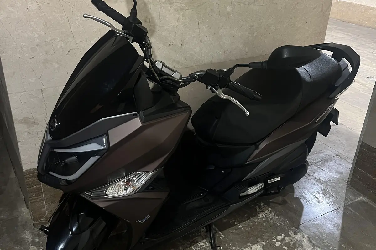 اس وای ام  گلکسی J 200