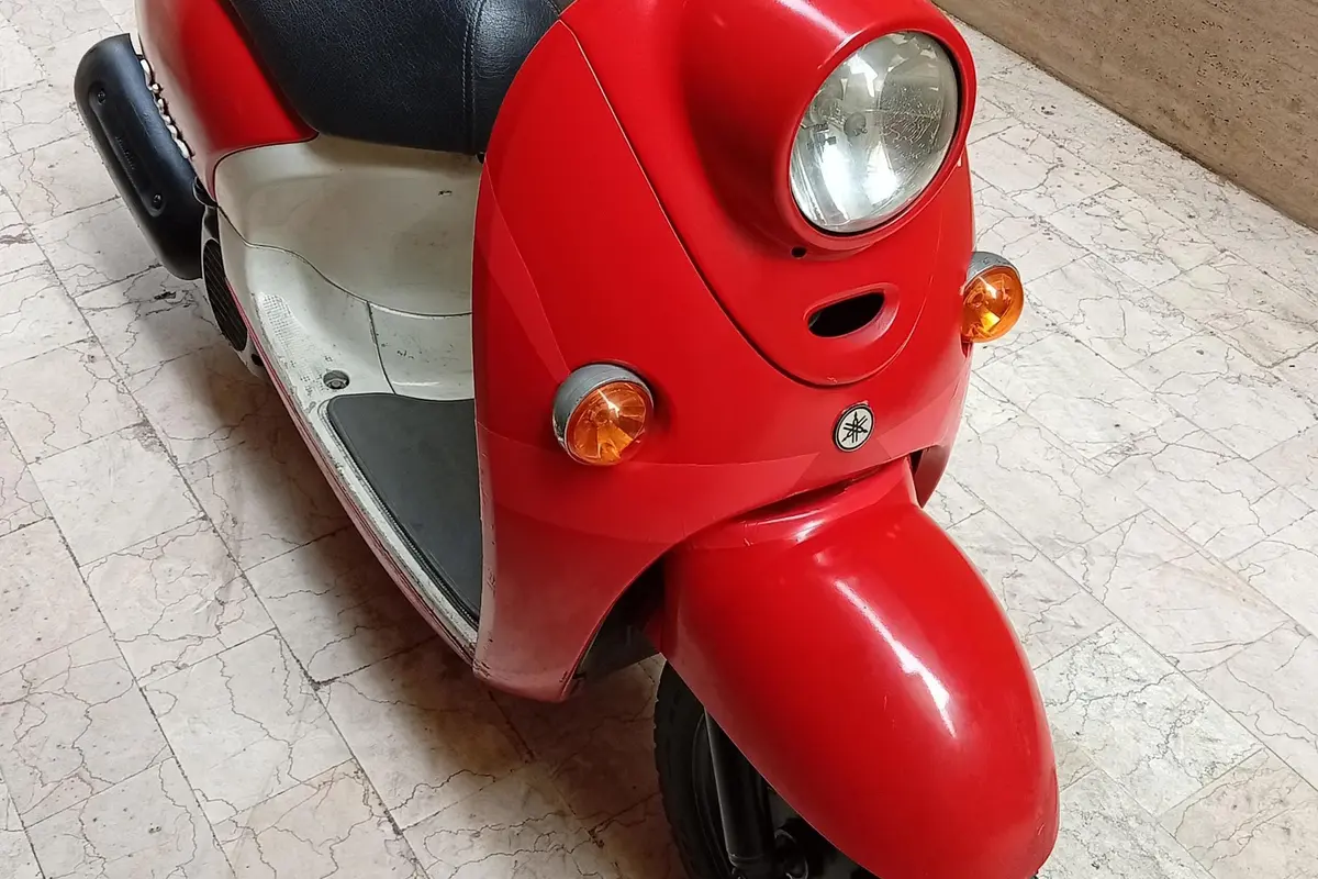 یاماها،  V50