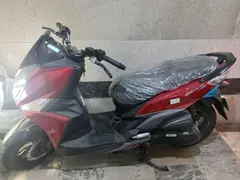 اس وای ام، گلکسی J 200
