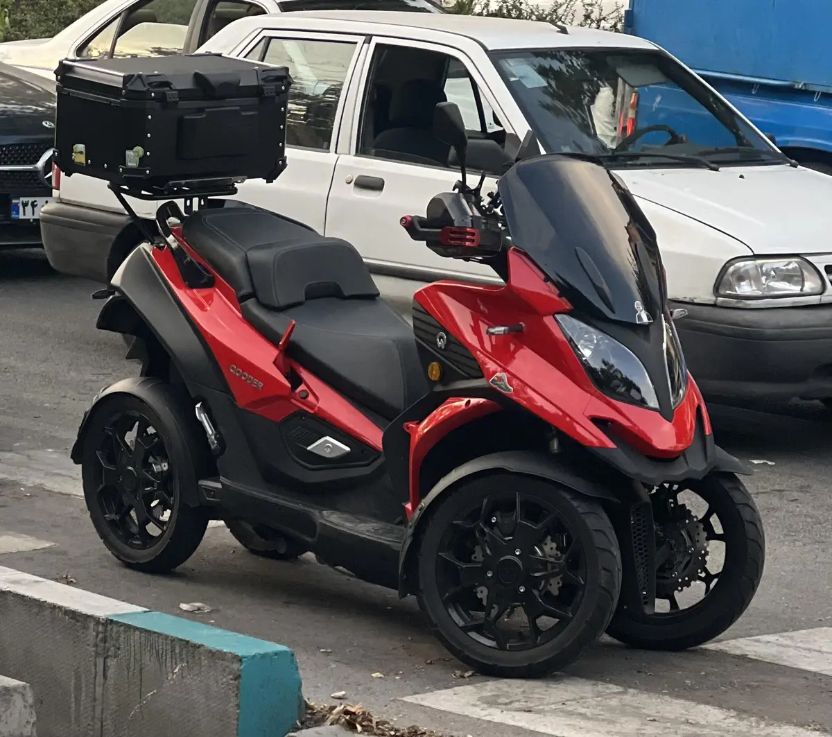 کوادرو،  400