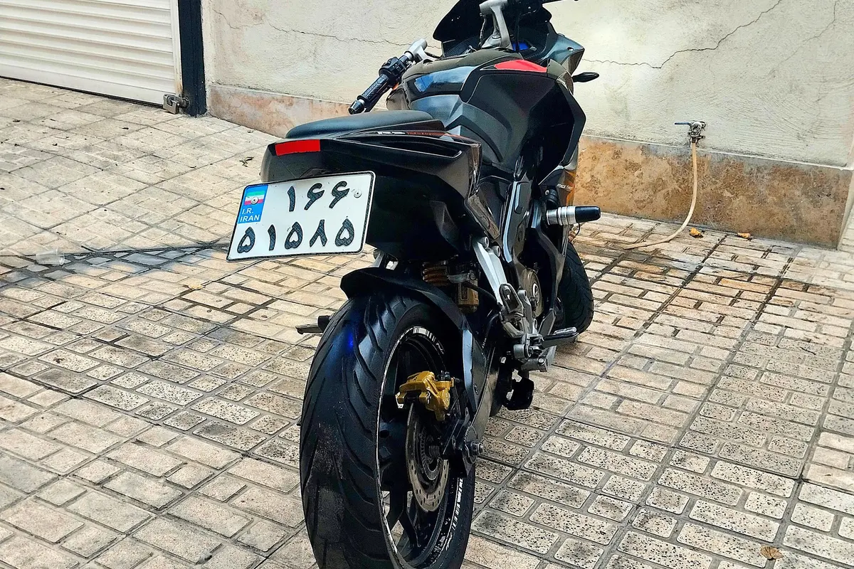 باجاج،  پالس 200RS