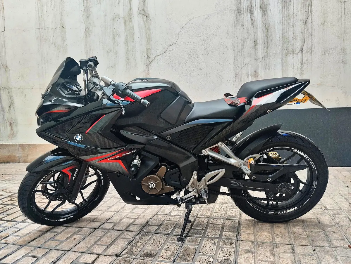 باجاج،  پالس 200RS