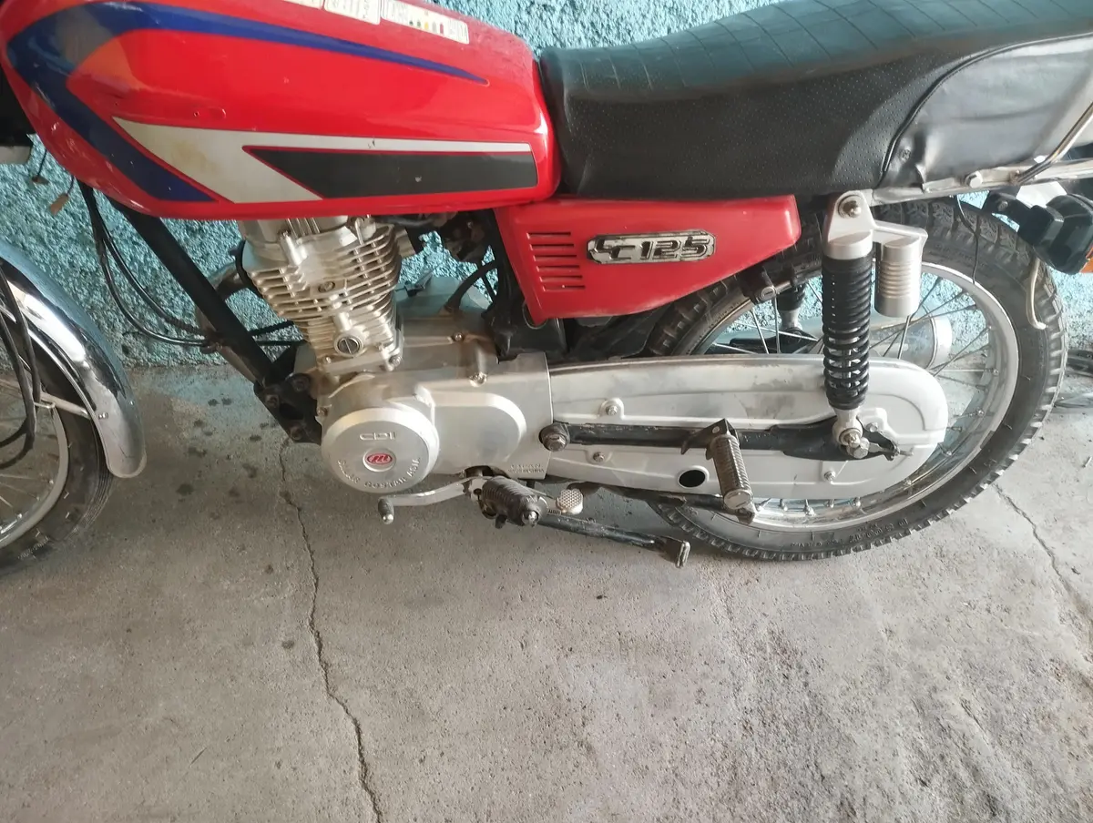 لیفان،  125