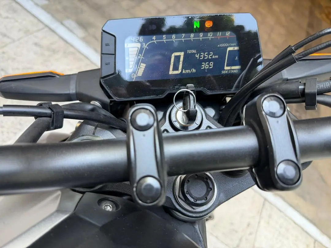 هوندا  CB 300R