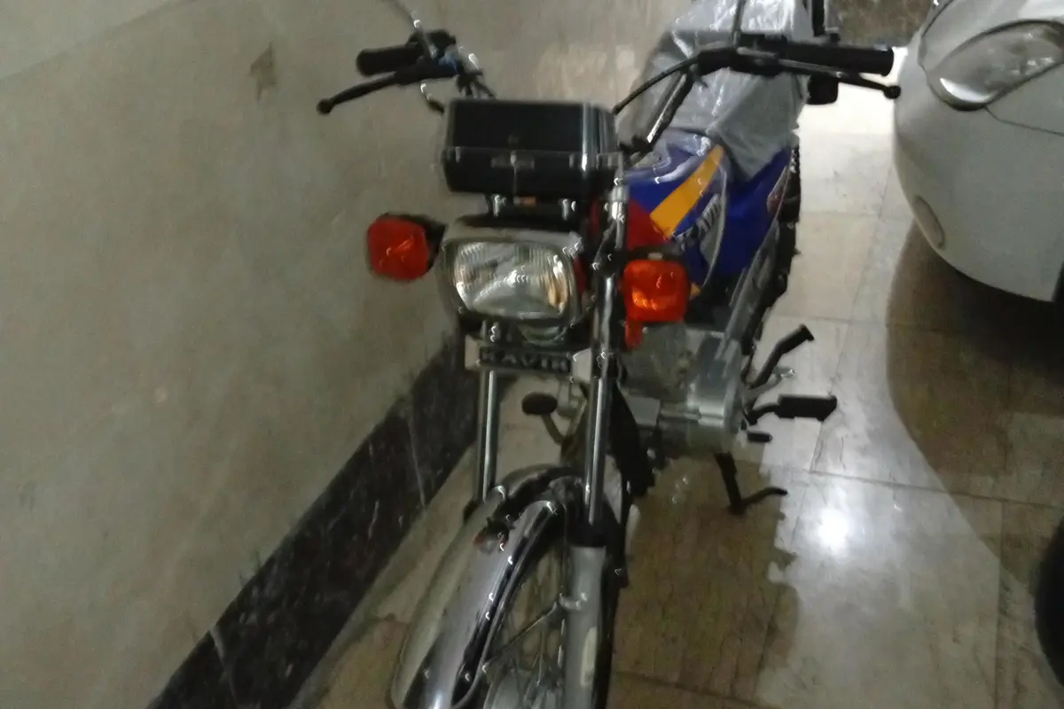 کویر موتور،  CDI125
