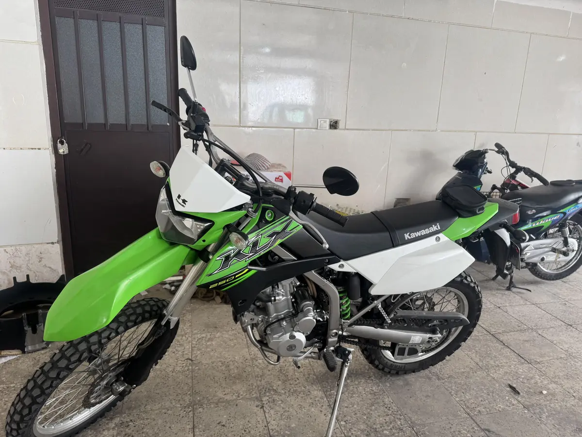 کاوازاکی،  KLX 250