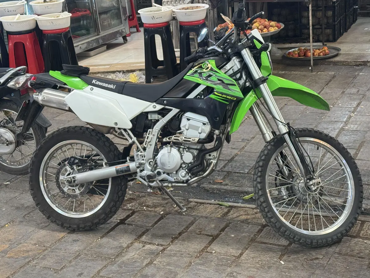 کاوازاکی،  KLX 250