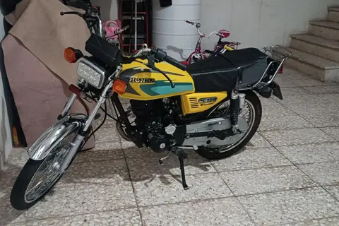 زمرد کویر، 150CDI
