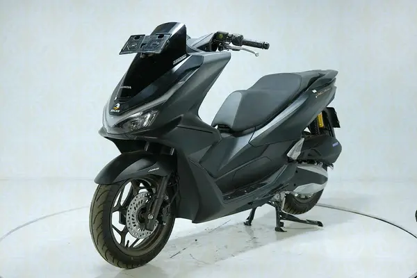 هوندا  PCX 160