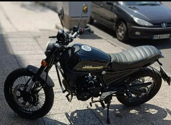 کویر موتور،  ST3-220
