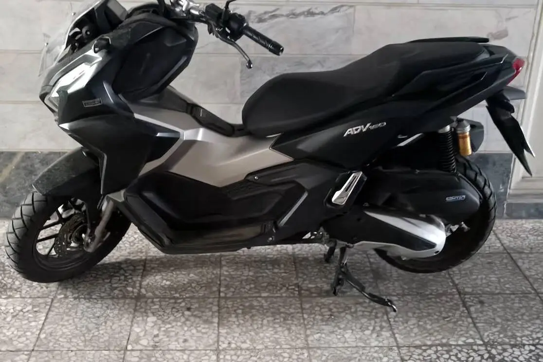 هوندا،  ADV 160
