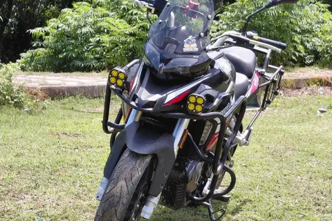 بنلی، TRK 249