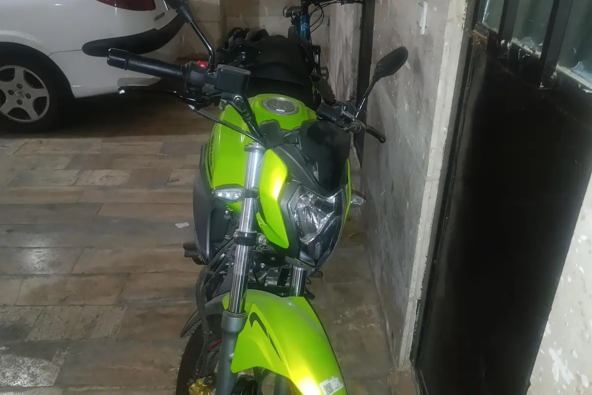 کیو جی موتور،  NX 150