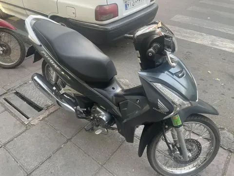 هوندا، ویو 125