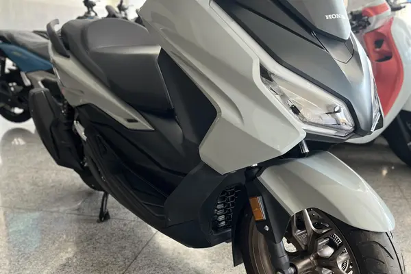 هوندا  فورزا 350