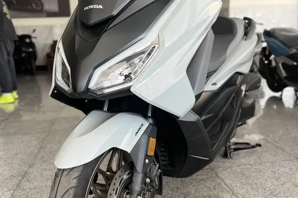 هوندا  فورزا 350
