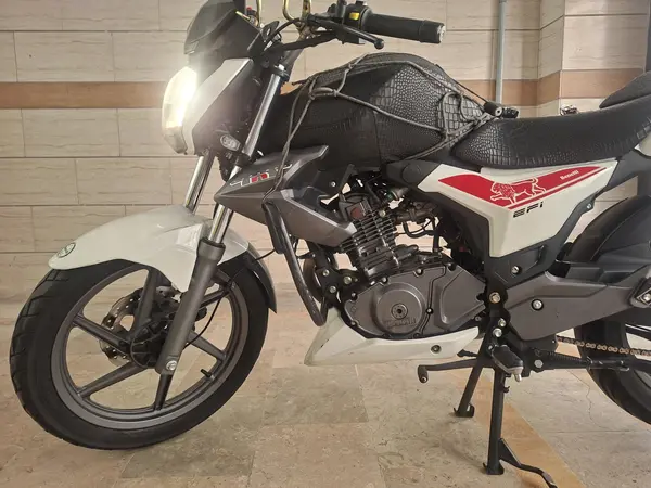 بنلی  TNT 150