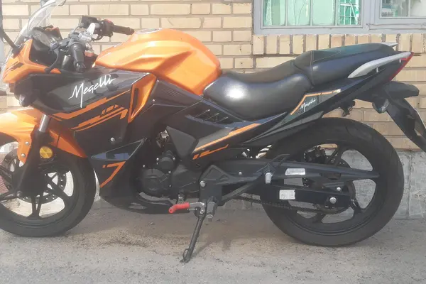 مگلی  200R
