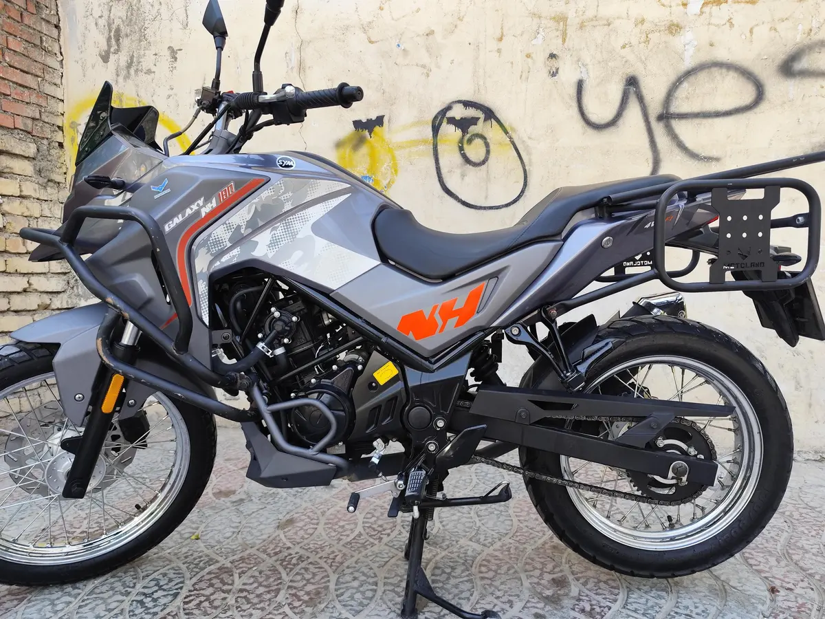 اس وای ام،  گلکسی NH 180