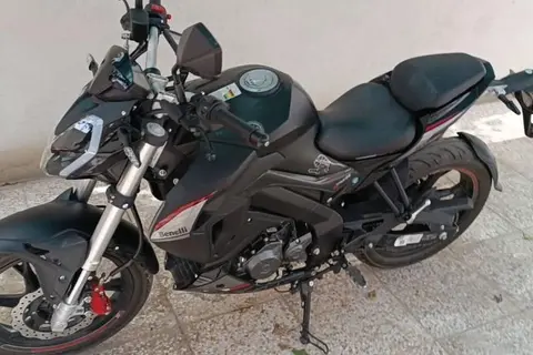 بنلی، TNT 180S