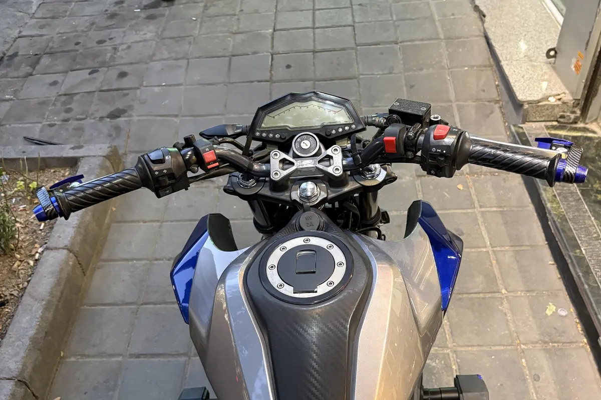 اس وای ام،  گلکسی NA 180