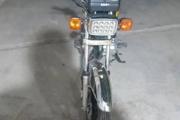 هوندا  CD 200