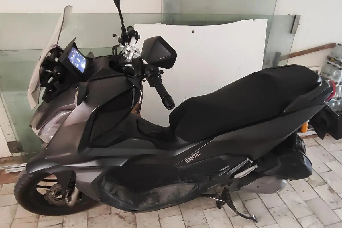 جهان همتا،  همتاز ADV150