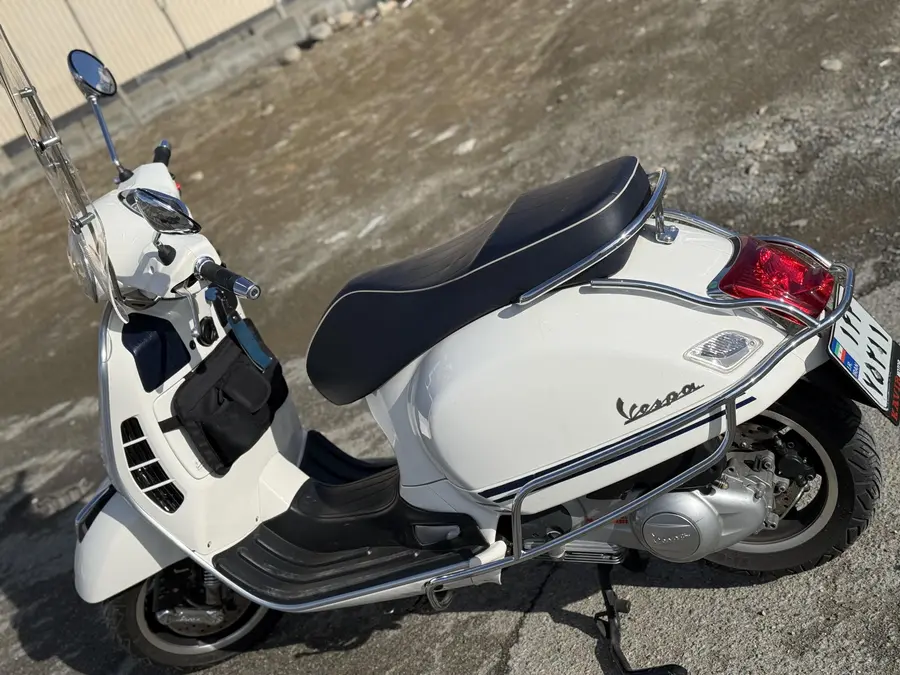 وسپا، جی تی اس 250 یات کلاب