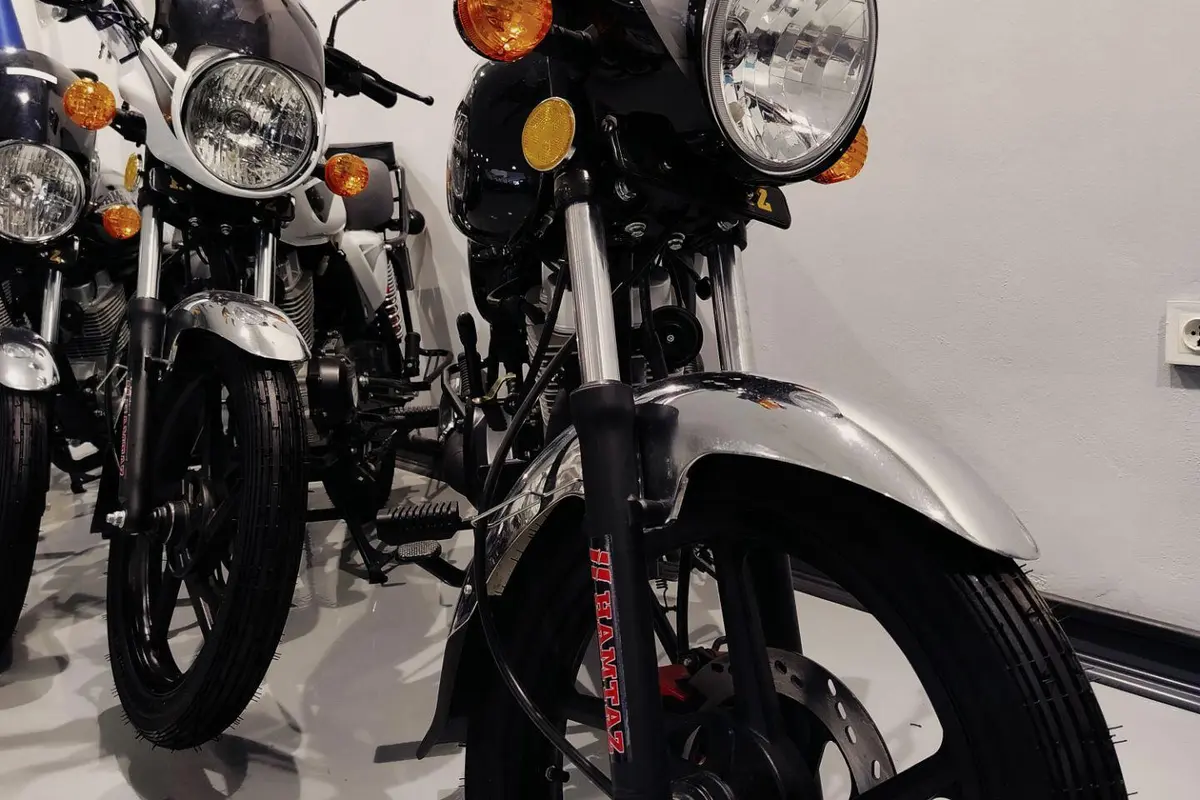 جهان همتا،  همتاز XTM 200