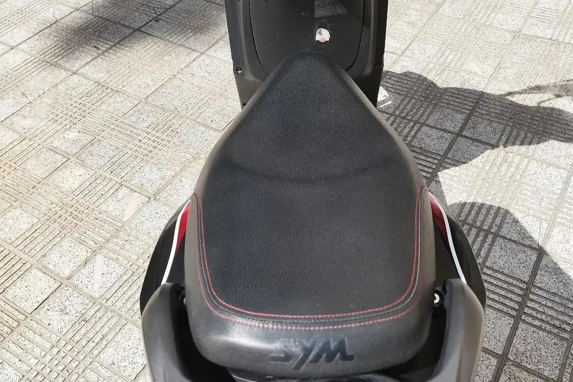 اس وای ام،  گلکسی SR 200