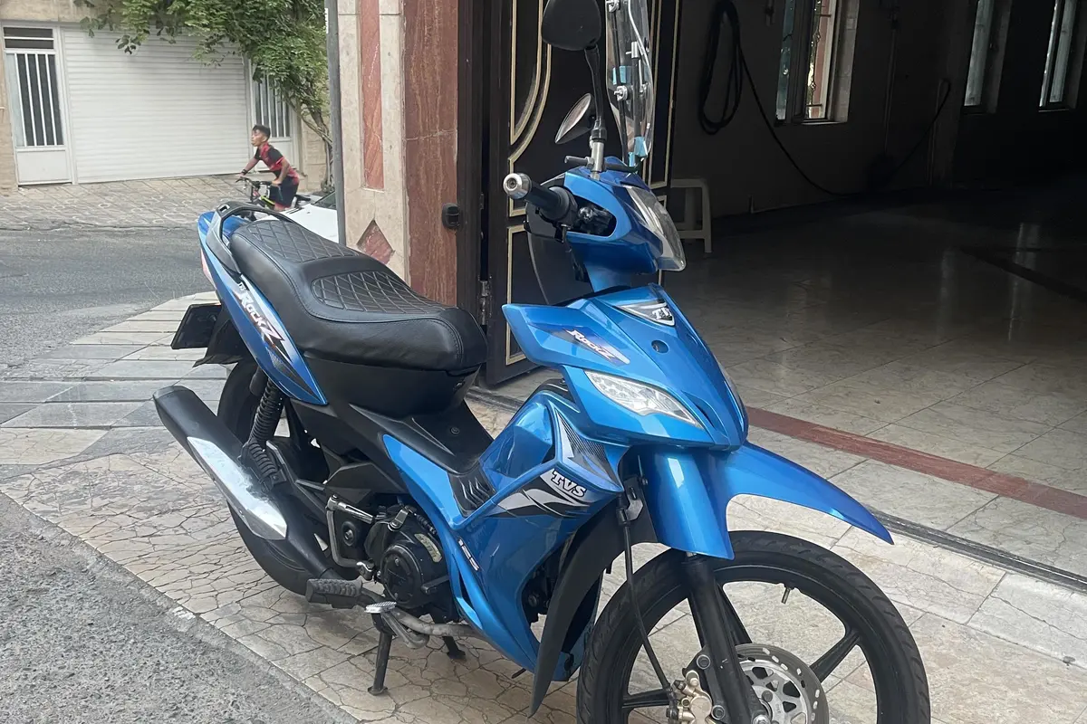 تی وی اس،  راکز