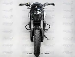 باجاج، دومینار 250