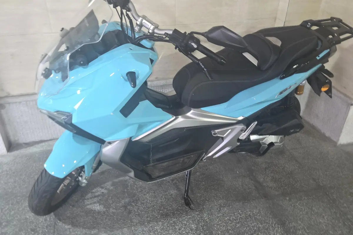 کویر موتور  AGV 150