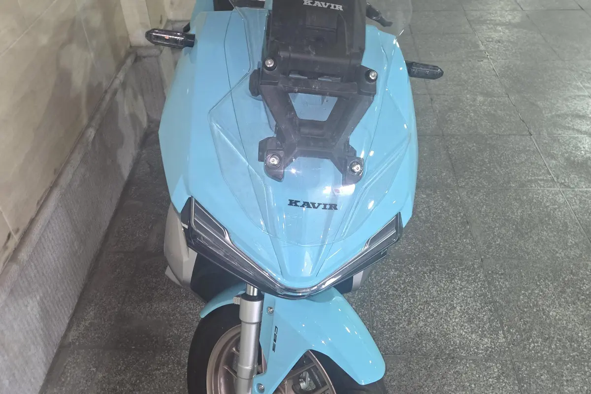 کویر موتور  AGV 150