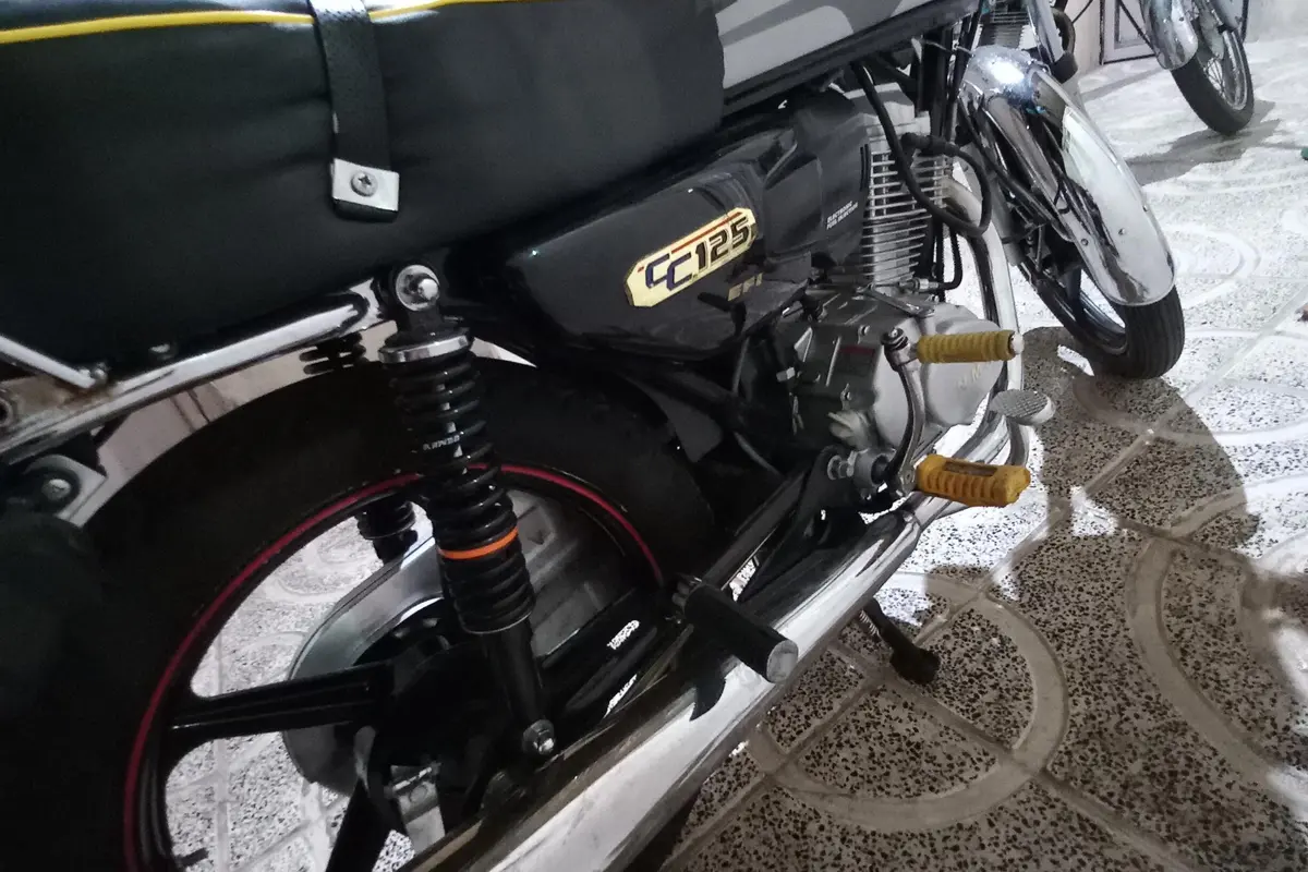 هوندا،  CGL 125
