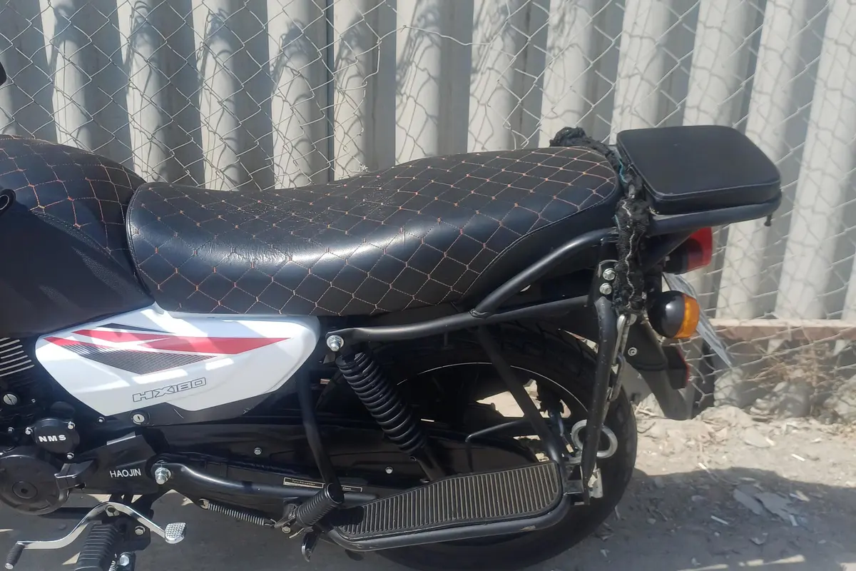 دایچی،  HX 180