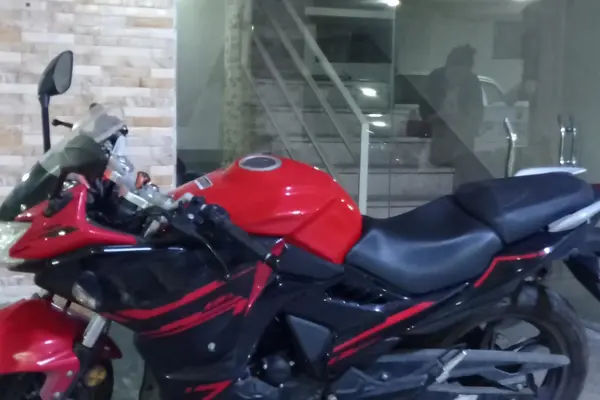 مگلی  200R