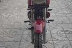 باجاج، پالس 180