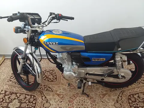 نیرو موتور شیراز، پرواز 200