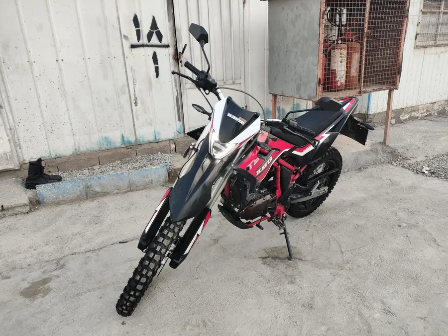 کویر موتور، T4 200