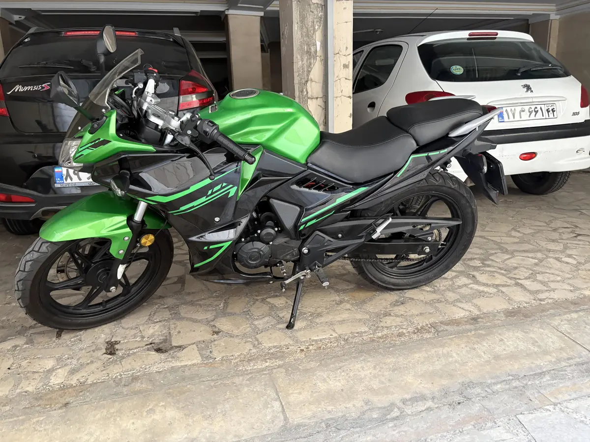 کویر موتور،  مگلی 200