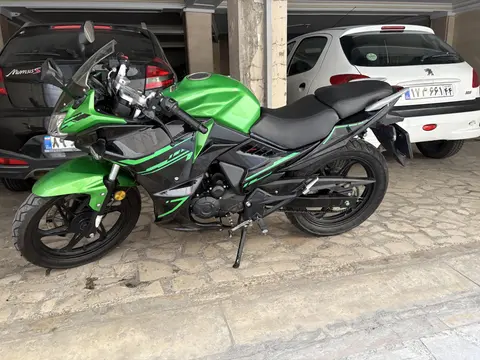 کویر موتور، مگلی 200