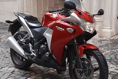 هوندا، CBR 250