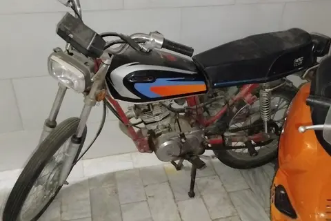 هوندا، CGL 125