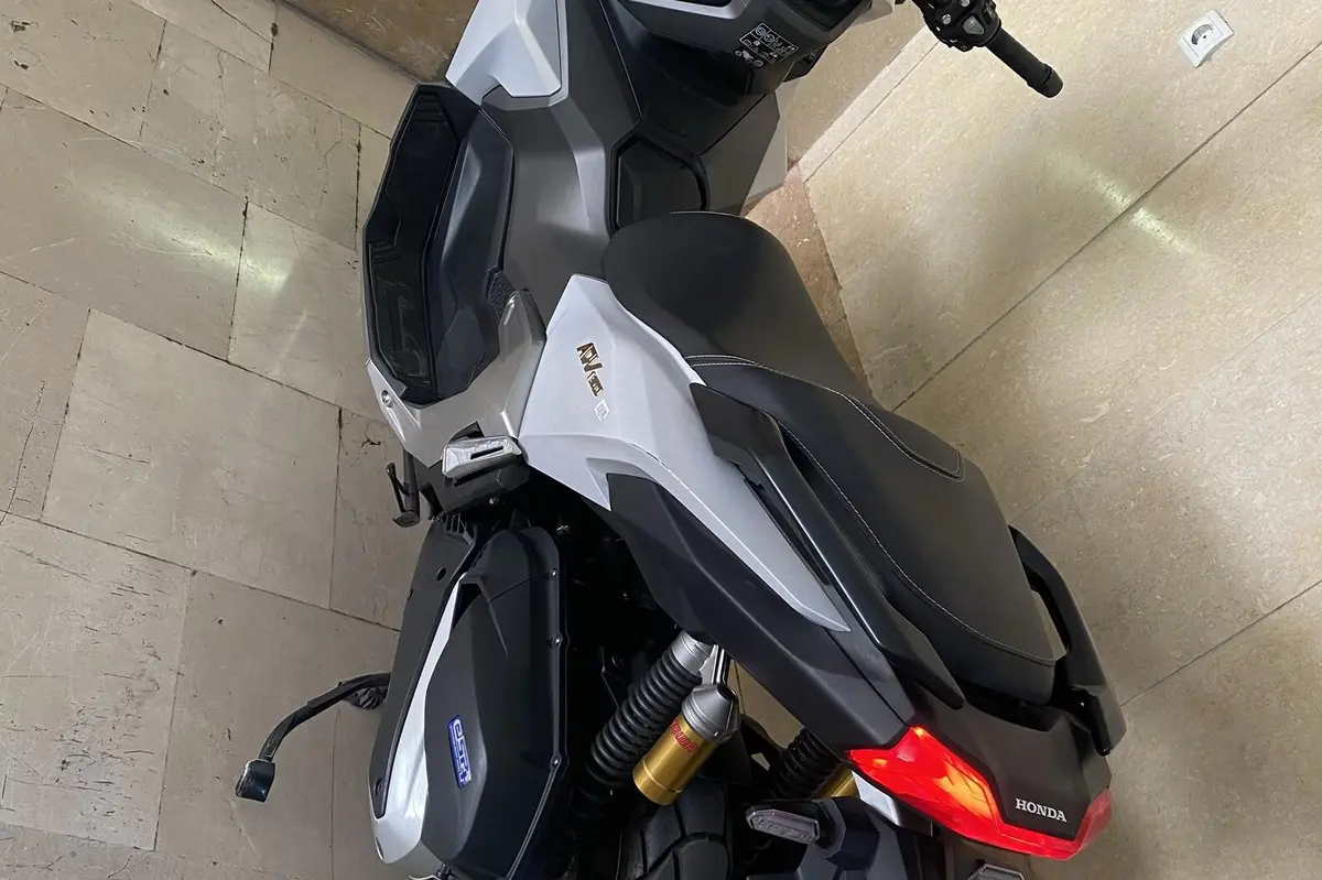 هوندا،  ADV 160