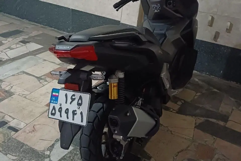 هوندا،  ADV 160