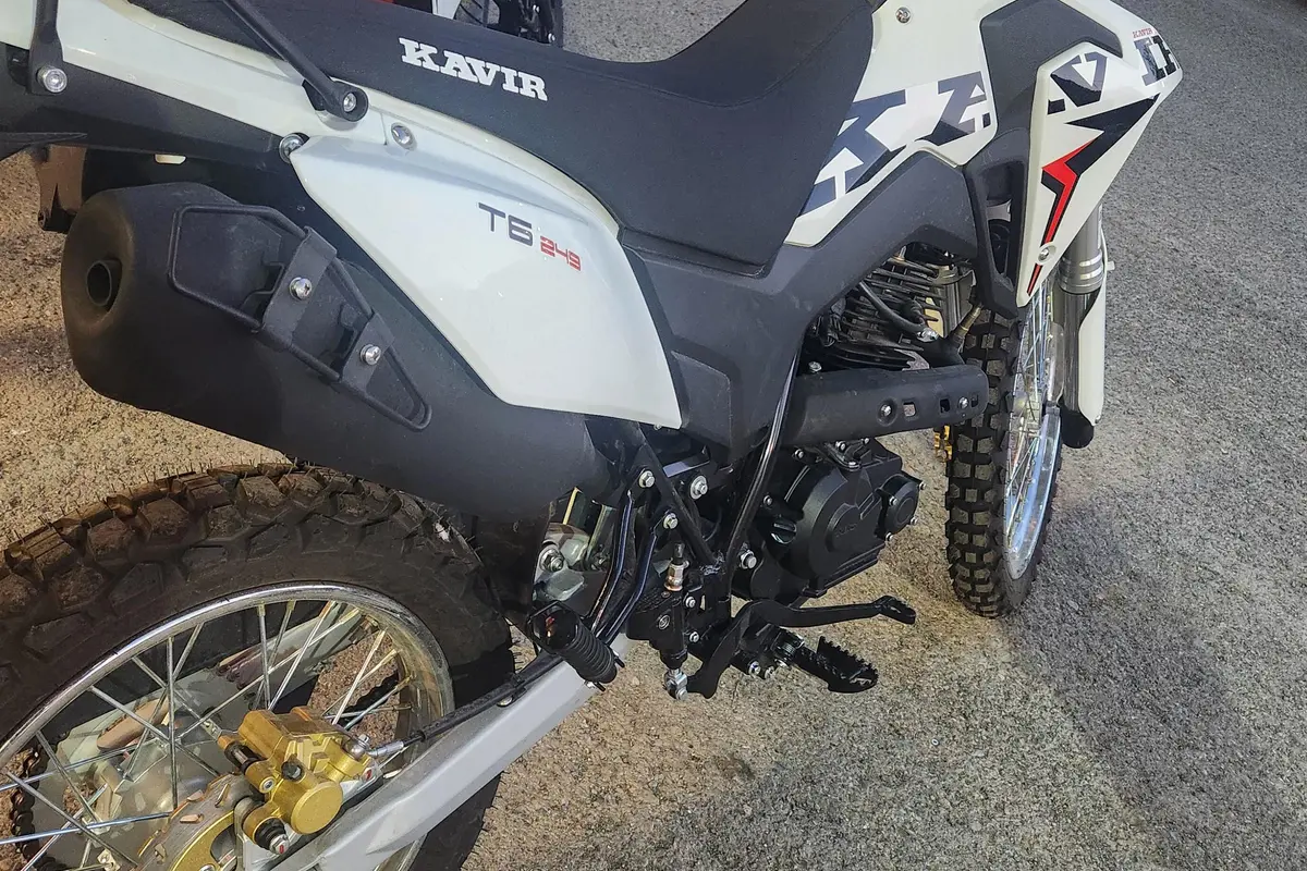 کویر موتور،  T6 249
